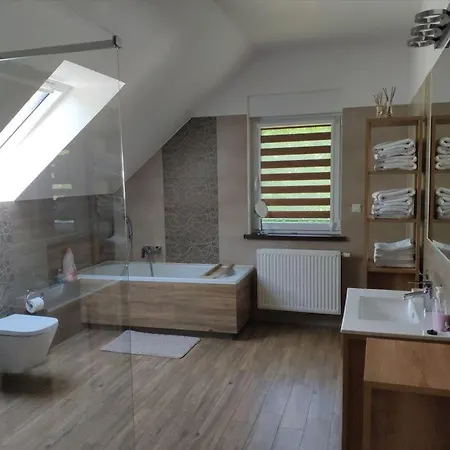 Villa Dom Nad Rzeka Nowy Gieraltow